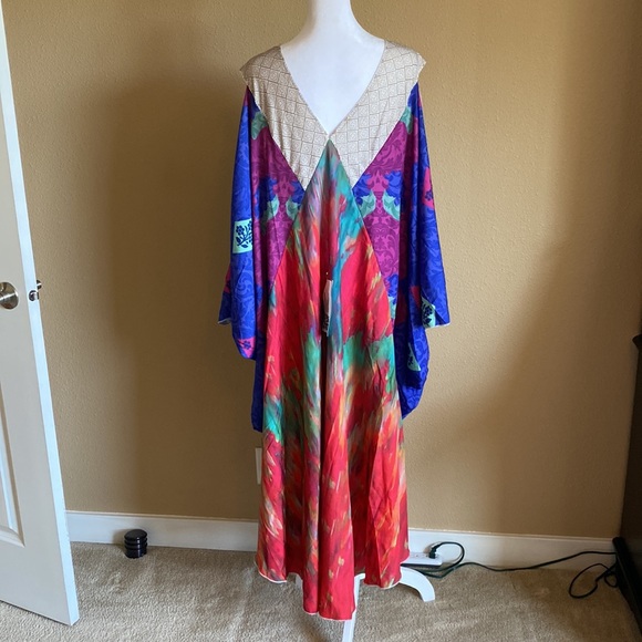 Bohemian Vacation Printed Kaftan Dress - Picture 3 of 6